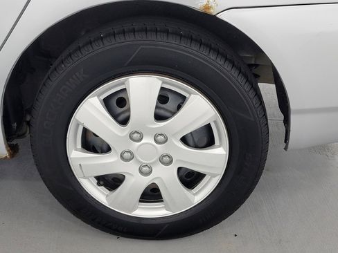 Used 2006 Toyota Corolla LE FWD image 11