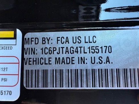 New 2026 Jeep Gladiator Sport image 12