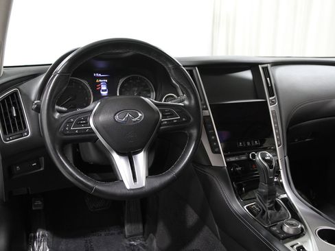 Used 2018 INFINITI Q50 Sport image 6