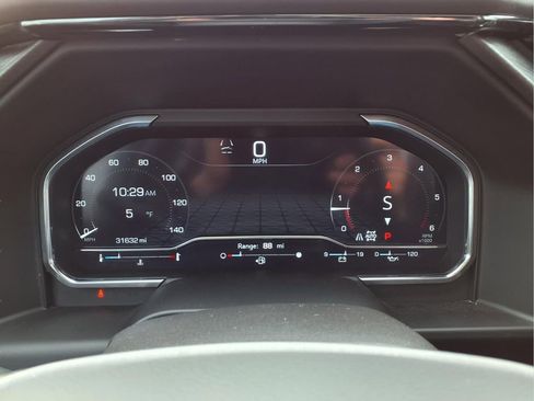 Certified 2024 GMC Sierra 1500 AT4 w/ Technology Package AWD/4WD image 16