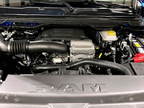 New 2026 RAM 1500 Laramie AWD/4WD image 11