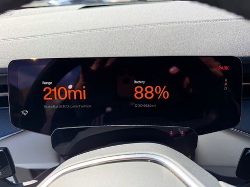 Used 2025 Polestar Polestar 3 image 15