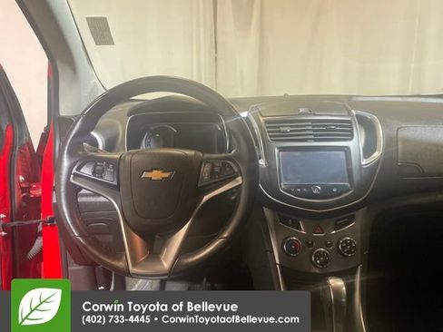 Used 2015 Chevrolet Trax LTZ image 21