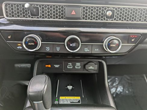 Used 2024 Honda Civic Touring image 22