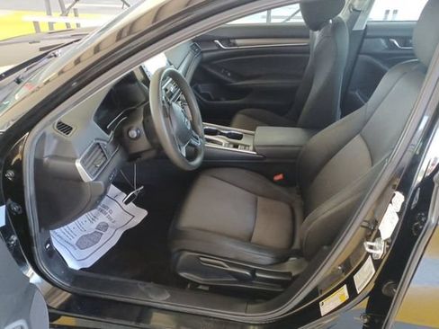 Used 2021 Honda Accord LX image 3
