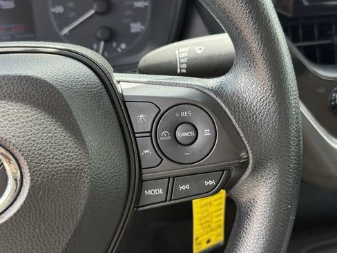 Used 2024 Toyota Corolla LE FWD image 16