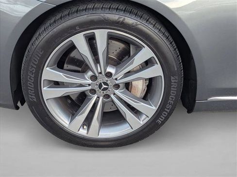 Used 2019 Mercedes-Benz S 560 Sedan image 9