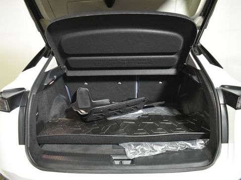 Certified 2024 Nissan Ariya AWD image 34