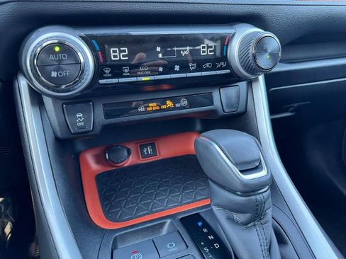 Used 2024 Toyota RAV4 Adventure image 18