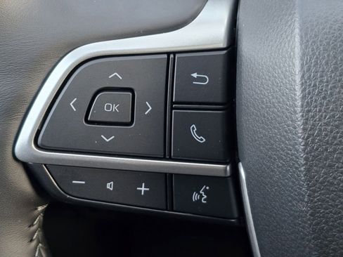 New 2026 Toyota Highlander Limited image 15