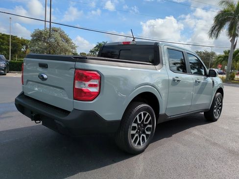 Certified 2022 Ford Maverick Lariat image 5