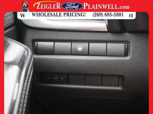 Used 2023 Nissan Rogue SV image 27