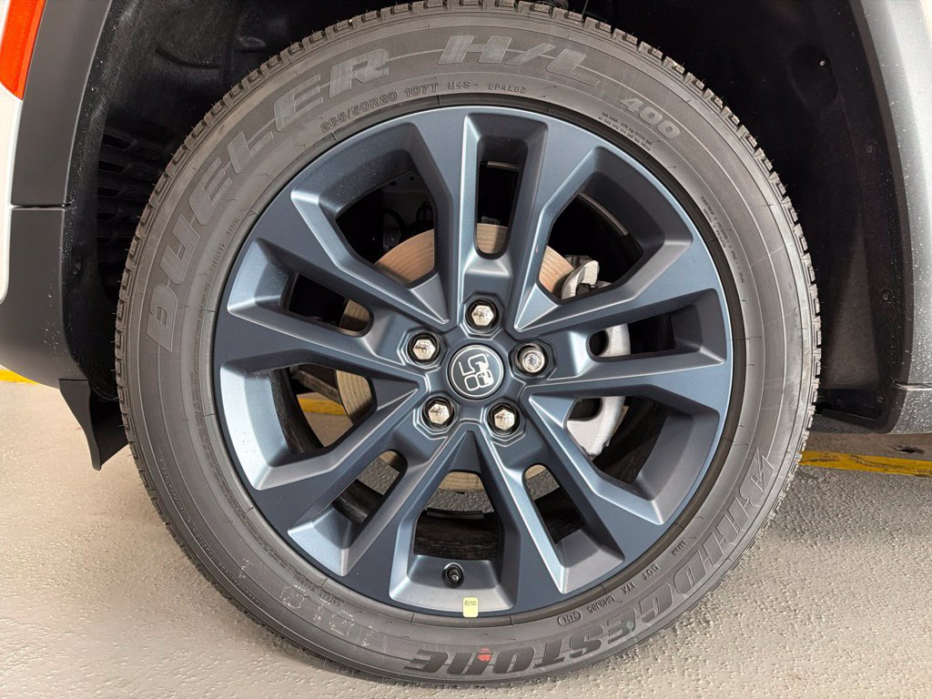 New 2026 Jeep Grand Cherokee Limited AWD/4WD image 6