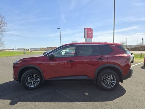 Used 2023 Nissan Rogue S AWD/4WD image 8