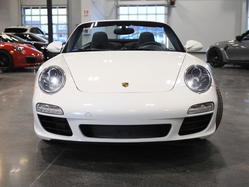 Used 2010 Porsche 911 Carrera 4S image 2
