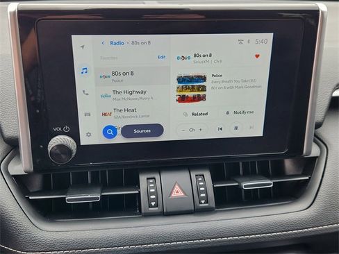 Used 2023 Toyota RAV4 XLE Premium image 16