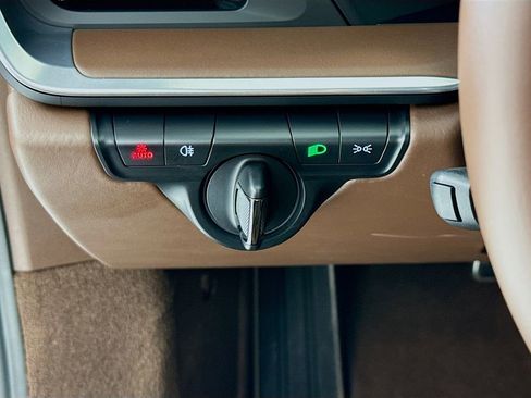 Certified 2022 Porsche 911 Targa 4S image 16