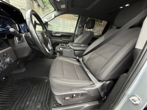 Used 2024 Chevrolet Silverado 1500 LT w/ Z71 Off-Road Package AWD/4WD image 27