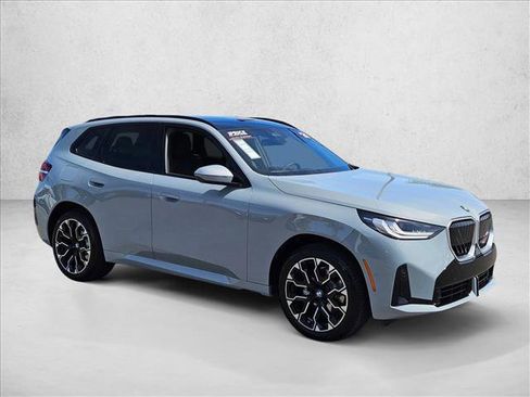 Used 2026 BMW X3 xDrive30i w/ M Sport Package AWD/4WD image 3