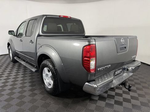 Used 2005 Nissan Frontier SE AWD/4WD image 7