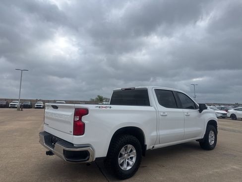 Used 2020 Chevrolet Silverado 1500 LT w/ Convenience Package image 27