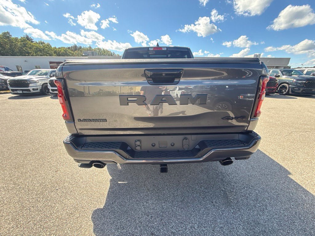 New 2027 RAM 1500 Laramie AWD/4WD image 4
