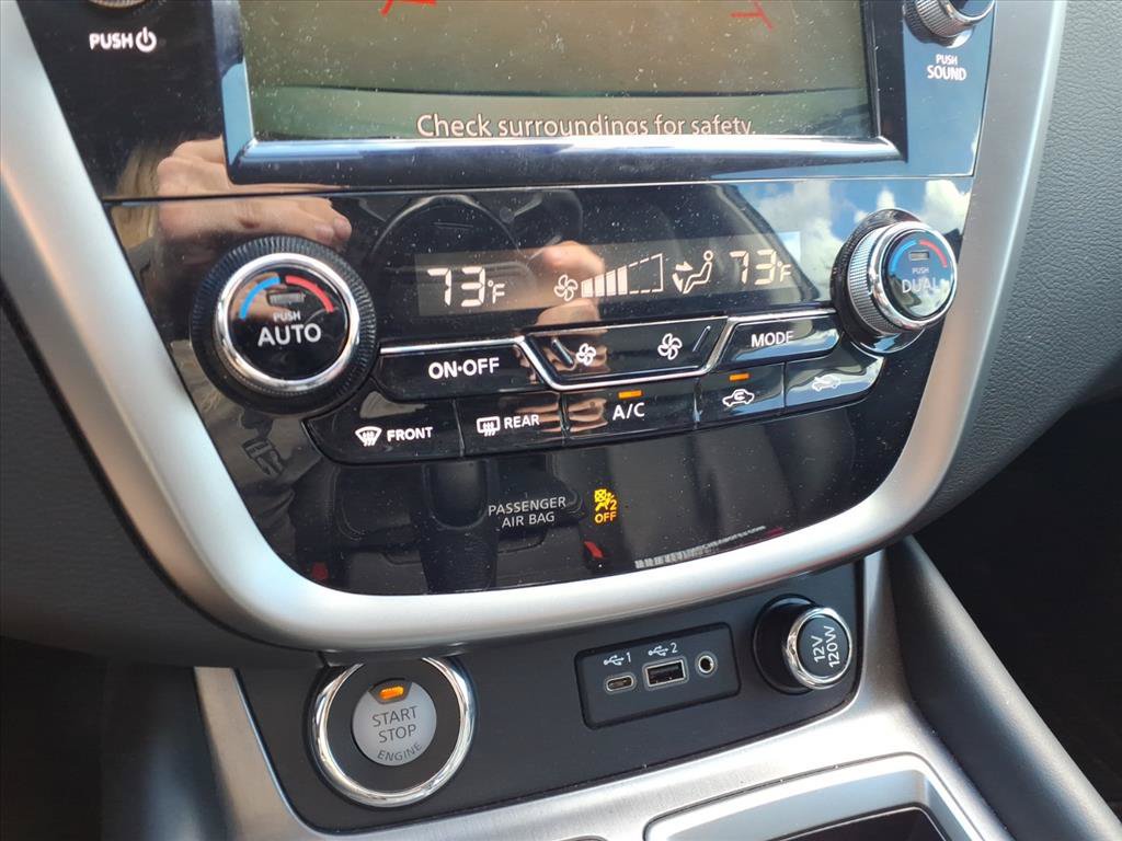 Used 2023 Nissan Murano SV w/ SV Midnight Edition Package FWD image 25