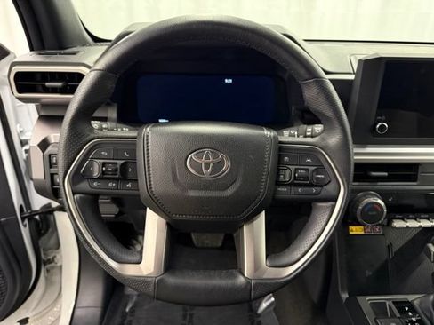 Certified 2025 Toyota 4Runner TRD Off-Road AWD/4WD image 13