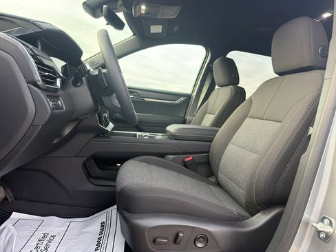 New 2026 GMC Acadia Elevation w/ LPO, Floor Liner Package AWD/4WD image 12