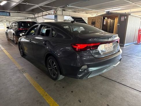 Certified 2024 Kia Forte LXS FWD image 5