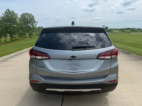 Used 2023 Chevrolet Equinox LT FWD image 4