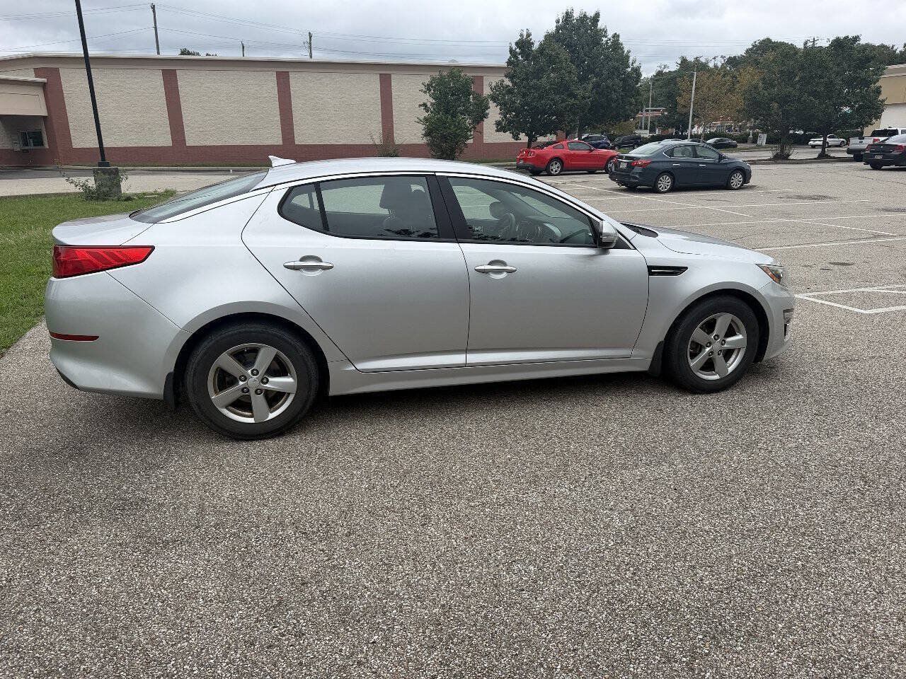 Used 2015 Kia Optima LX w/ LX Convenience Plus Package FWD image 4