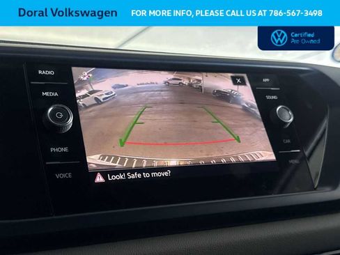 Used 2022 Volkswagen Taos SE FWD image 19