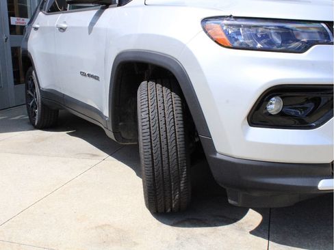 New 2026 Jeep Compass Limited AWD/4WD image 38