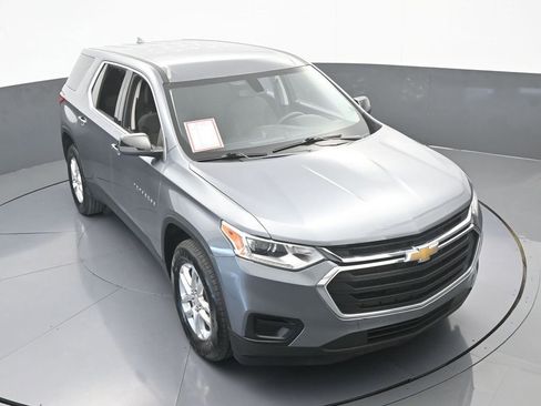 Used 2021 Chevrolet Traverse LS image 49