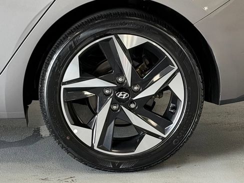 Certified 2023 Hyundai Elantra SEL w/ Convenience Package FWD image 8