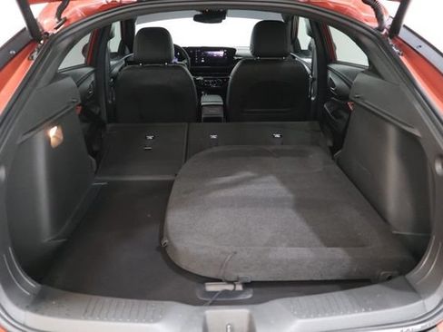 Used 2024 Buick Envista Sport Touring w/ Convenience I Package FWD image 34