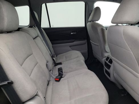 Used 2019 Honda Pilot EX image 19
