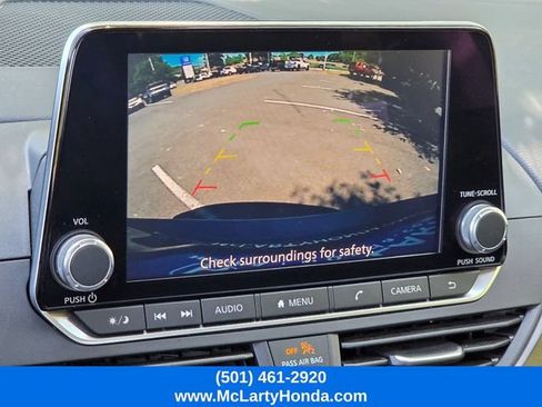 Used 2024 Nissan Altima 2.5 SV FWD image 22