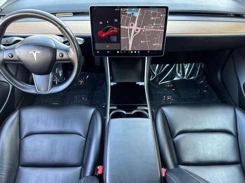 Used 2018 Tesla Model 3 Mid Range image 15