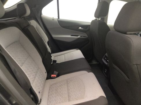 Used 2022 Chevrolet Equinox LS AWD/4WD image 19