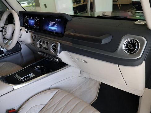 Certified 2025 Mercedes-Benz G 550 image 7