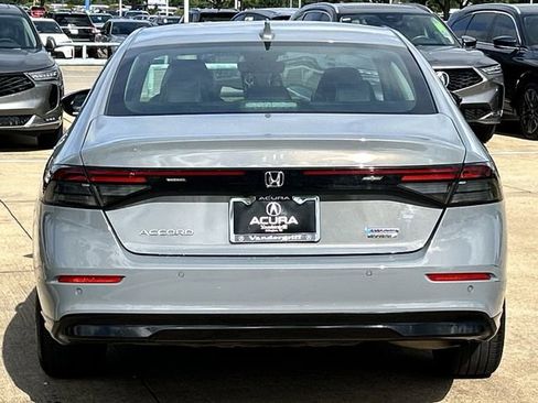 Used 2025 Honda Accord Touring image 5