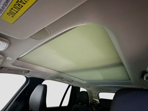 Used 2025 Volvo XC90 B5 Core image 27