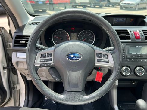 Used 2015 Subaru Forester 2.5i Premium w/ All-Weather Package AWD/4WD image 11