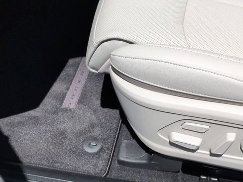New 2026 Kia Sorento SX Prestige AWD/4WD image 36