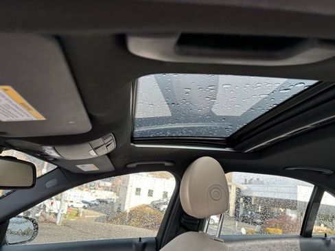 Used 2018 Mercedes-Benz C 300 4MATIC Sedan image 12