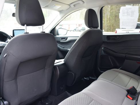 Used 2022 Ford Escape SE AWD/4WD image 16