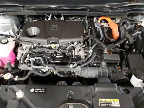 Used 2021 Toyota Sienna XSE w/ XSE Plus Package image 28