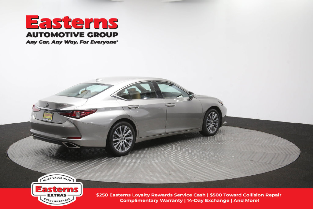 Used 2021 Lexus ES 350 w/ Premium Package FWD image 43